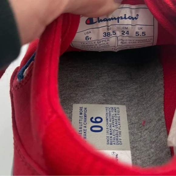 Champion Life™ Fringe Lo Canvas Scarlet Red Sneakers CP100553M Youth 6 NWOT - Picture 10 of 12